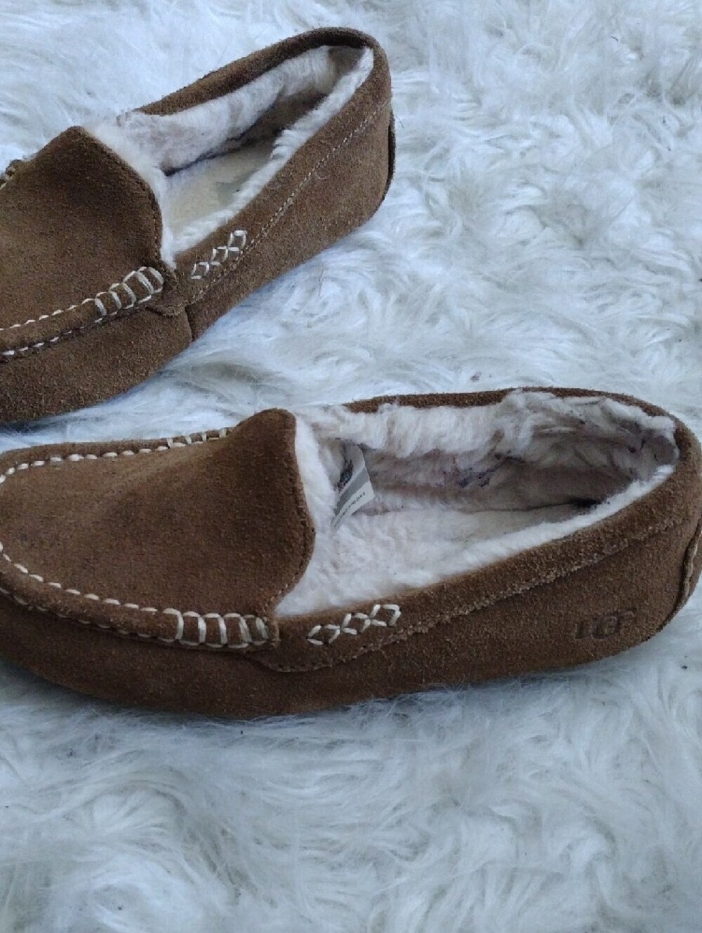 UGG Ansley Moccasin Slipper - Chestnut Brown - Picture 3 of 4